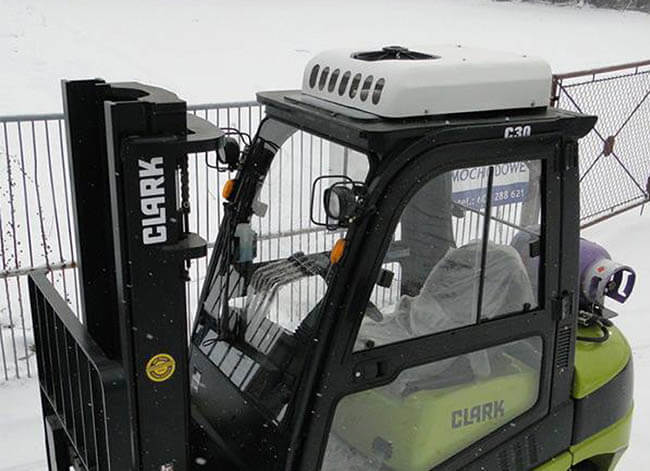 Forklift air conditioner