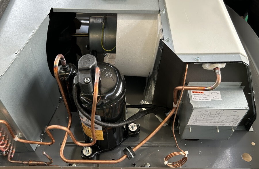 Internal structure of RV air conditioner