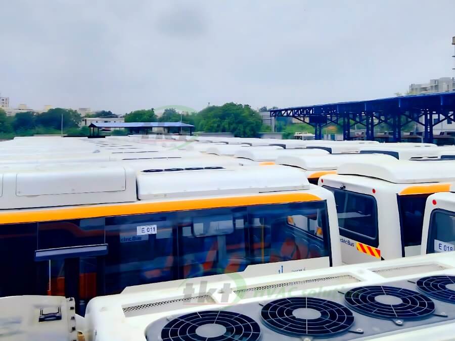 bus air conditioner cost